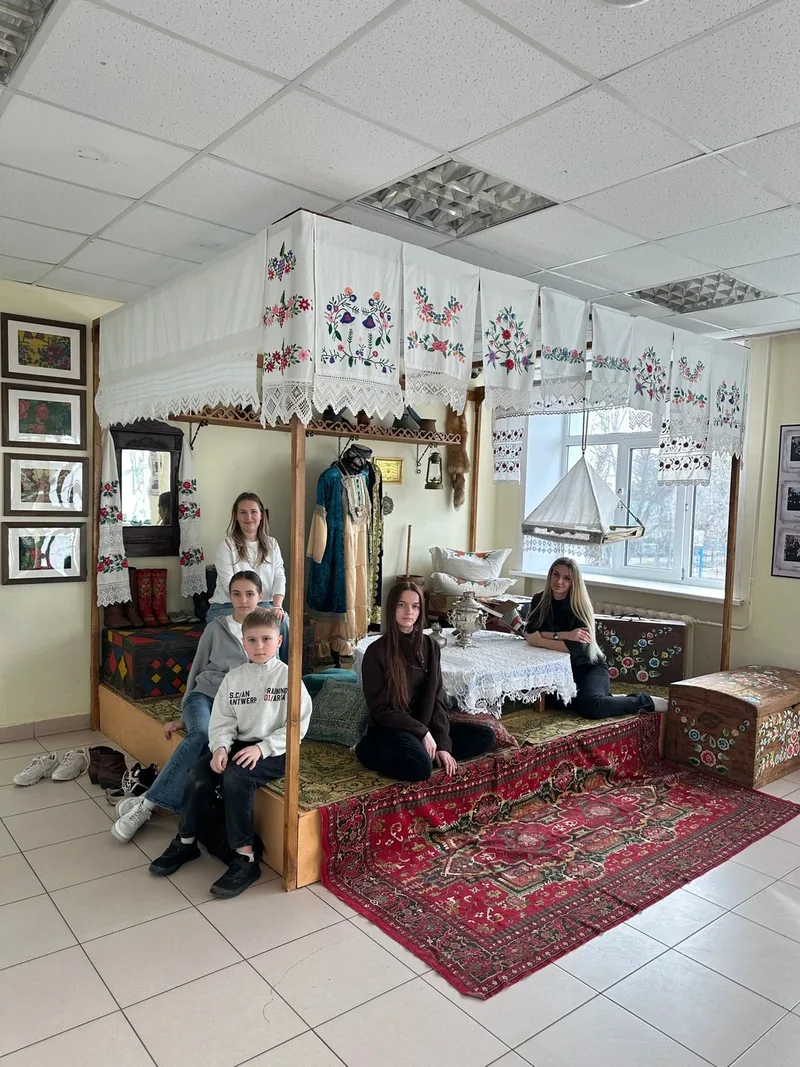 Александра