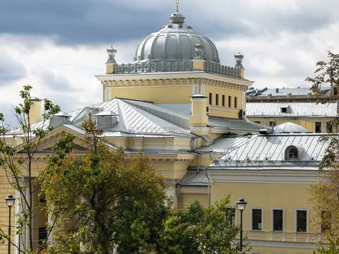 Экскурсия по Ивановской горке и Хитровке с историями и... настойками!