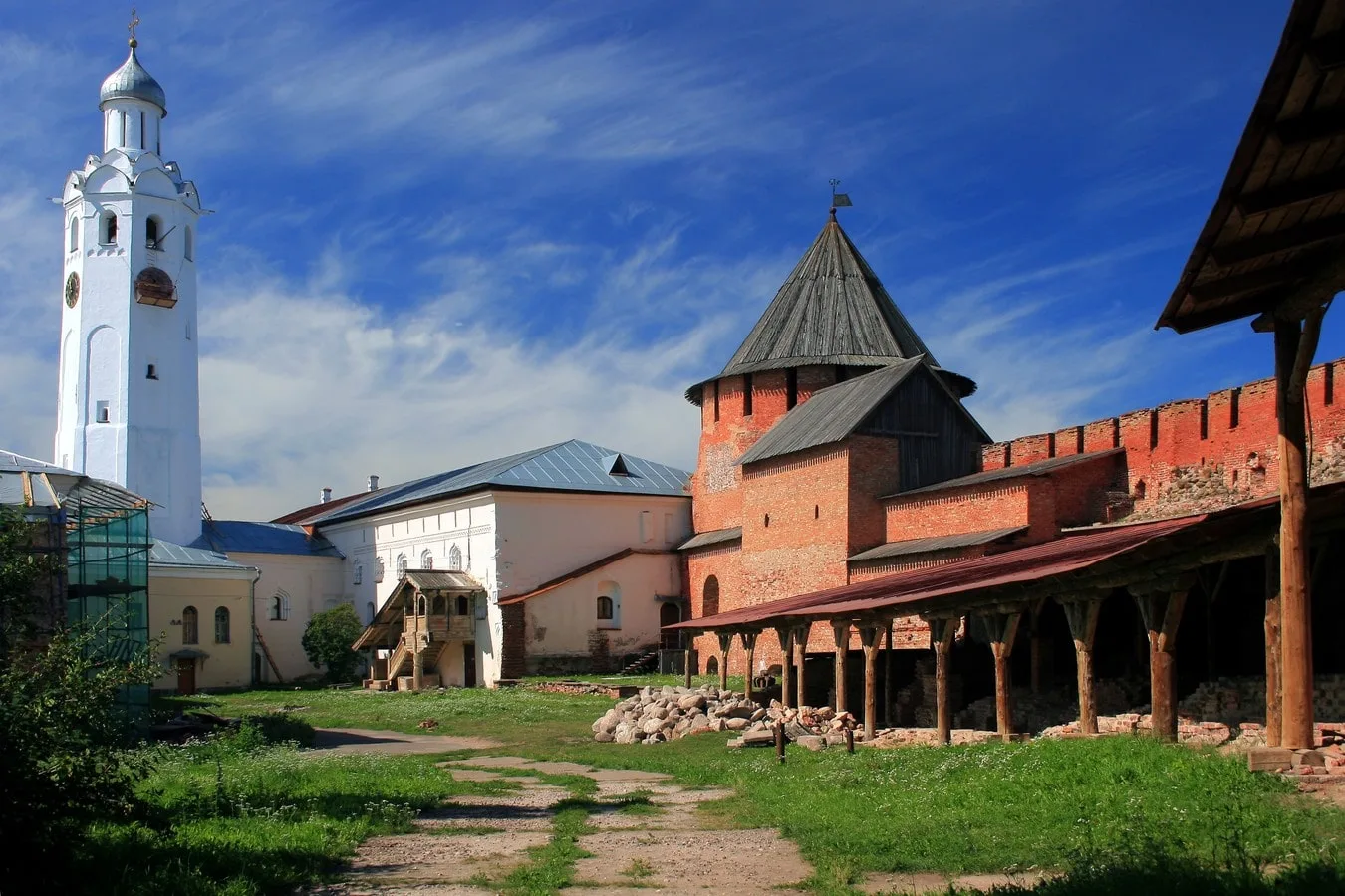 Кремлёвские прогулки со Сбыславом, Агафьей, Феофанией или Евфимией