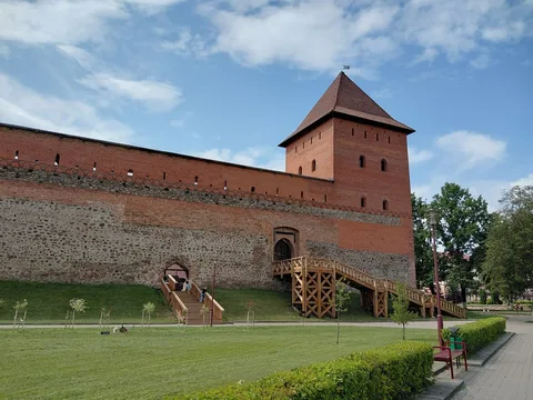 Лида: замок Гедимина, старинные храмы и городские легенды