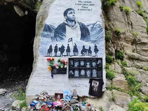 Тур в горы Северной Осетии к памятнику Бодрова С.С. из Железноводска