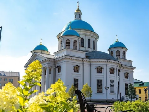 Богородицкий монастырь и Музей Казанской Иконы: прошлое и настоящее