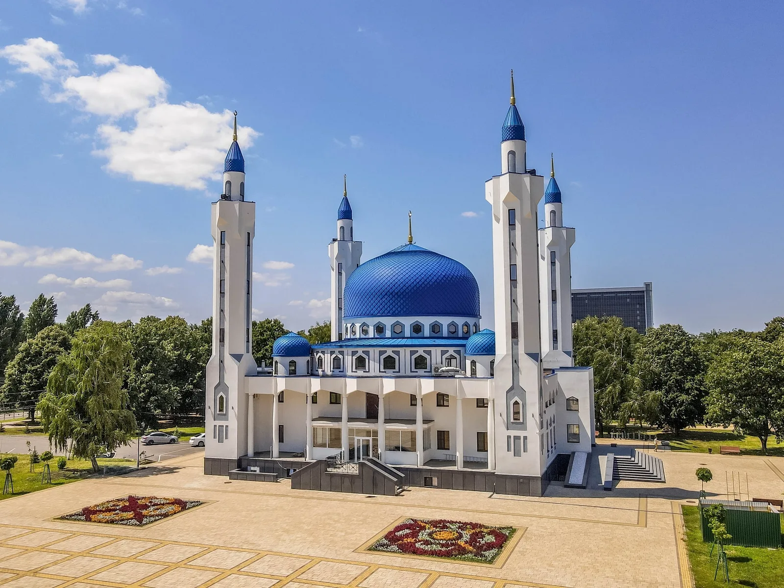 Вся Адыгея: Майкоп, плато Лаго-Наки, Азишская пещера и многое другое