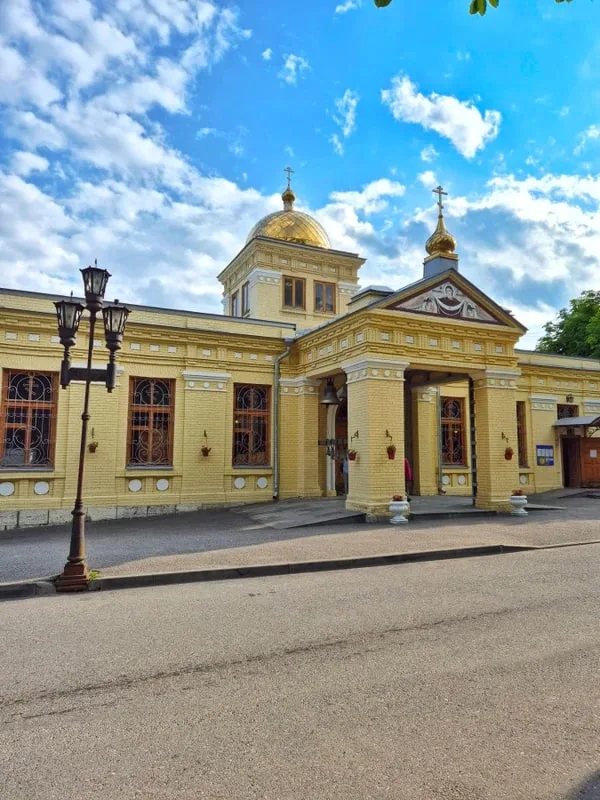 Четыре грани Кавказских Минеральных Вод (из Ессентуков)