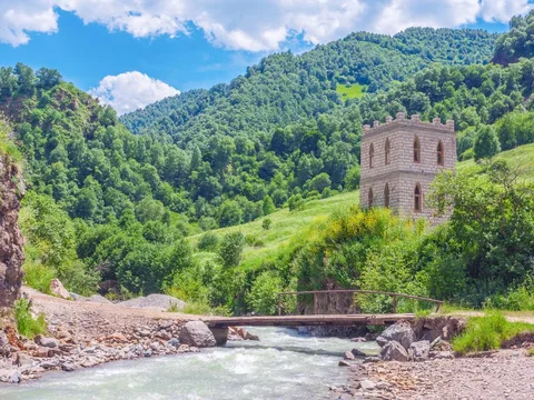 Ущелье Хасаут и долина Нарзанов — красота Кавказских гор
