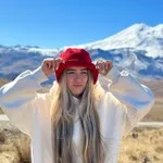 Полина