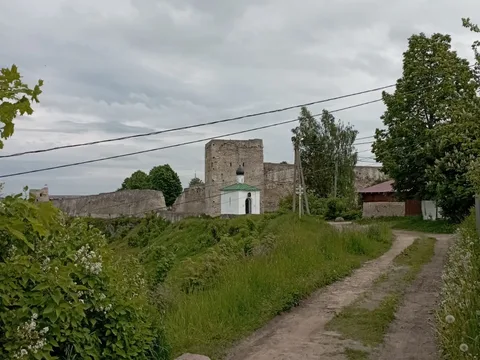 Обзорная экскурсия по Старому Изборску