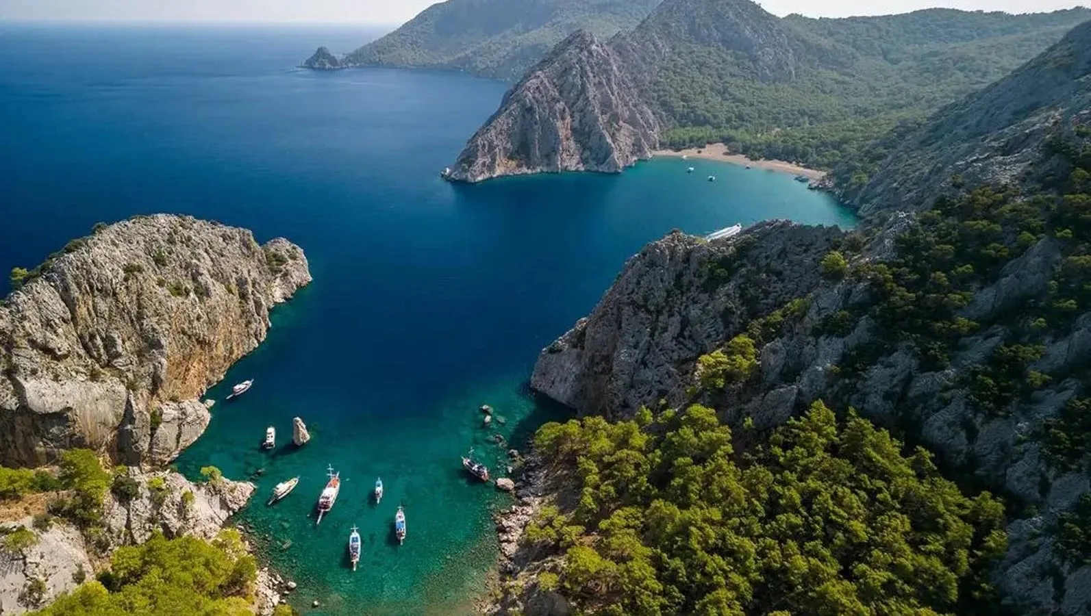 Порто Дженевиз — морская прогулка в бухты Кемера