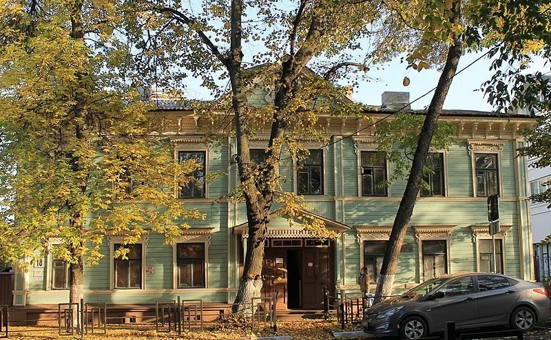 Деревянное зодчество и дорюриковичское городище прямо в Нижнем Новгороде