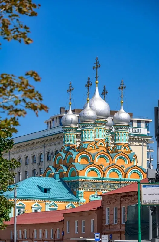 Верить и доверять: о церквях и банках Замоскворечья