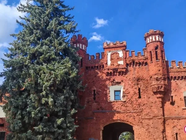 Из Минска — в Брест и Брестскую крепость (всё включено)