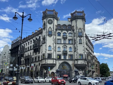 Удивительная Петроградка