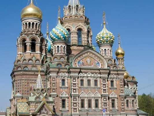 Петербург: от имперских проспектов до Спаса на Крови