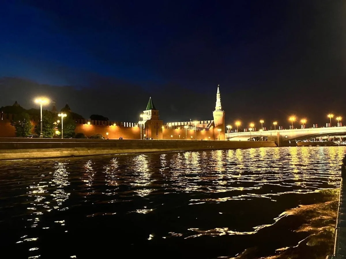 Вечерний романтический лаунж-круиз по Москве-реке