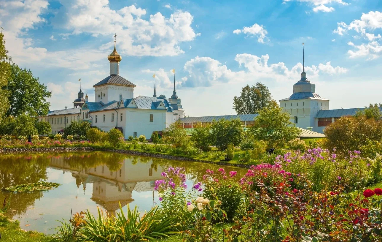 Из Ярославля — в старинный Толгский монастырь