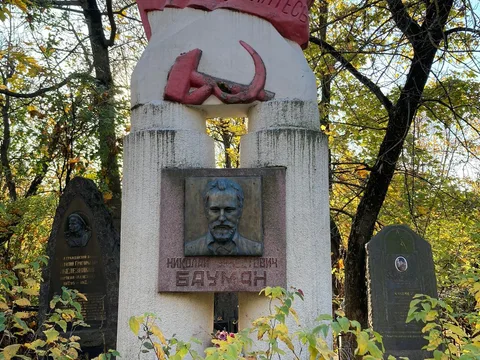 Ваганьково: нехожеными тропами