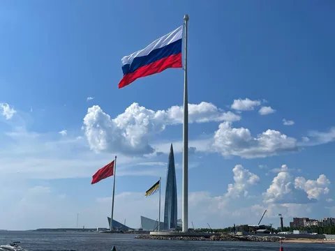 Автобусная экскурсия по Петербургу: архитектура XXI века
