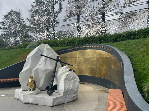 Кронштадт: Музей Военно-морской славы, Морской собор + метеор