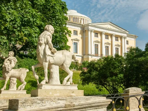 Детская экскурсия по Павловскому парку «Обитель муз»