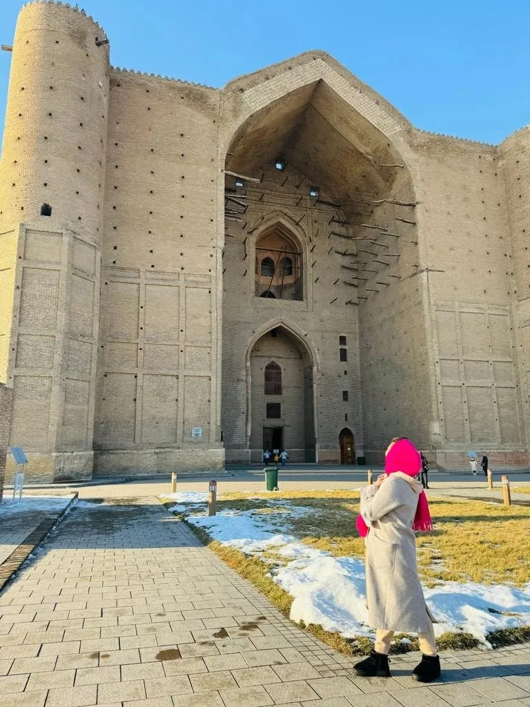 Айнаш
