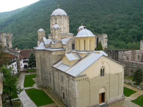 Монастырь Манасия, Ресавская пещера, водопад Великий Бук