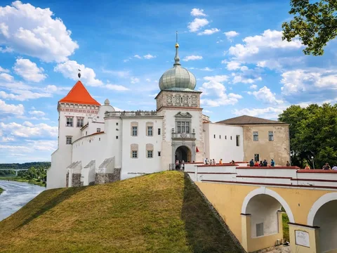 Старый Гродно в утреннем свете
