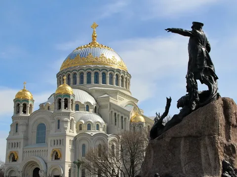 Кронштадт — город фортов