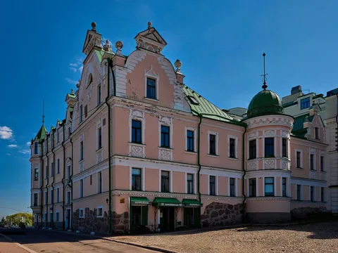 Из Санкт-Петербурга в Выборг: погружение в Средневековье за 2 дня