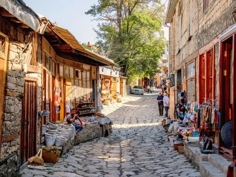 Древний город мастеров Лагич