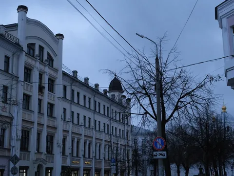 Старина, шум, тайны — Ярославль: каменные сказки и современный ритм