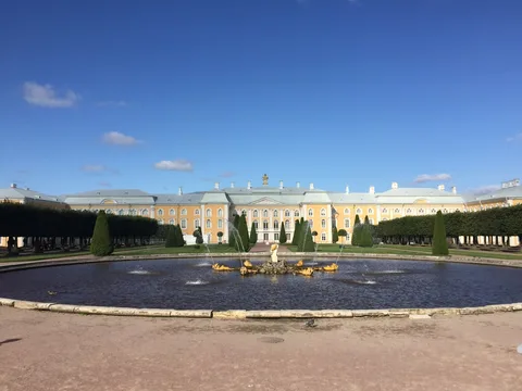 Петергоф — резиденция Петра Великого
