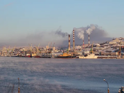 Знакомьтесь, Мурманск!
