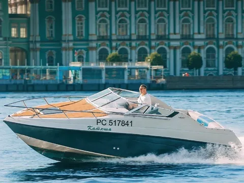 По воде Петербурга: прогулка на катере