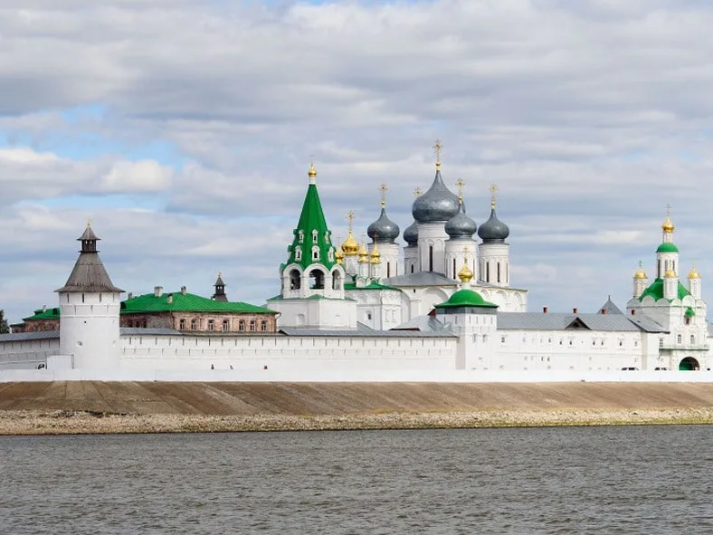 Макарьевский монастырь: от ярмарки до ярмарки. Плюс Канатная дорога.