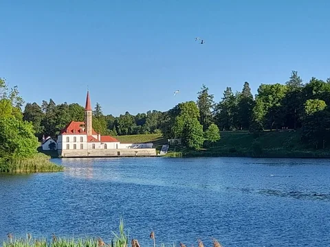 Все парки и замки Гатчины за один день