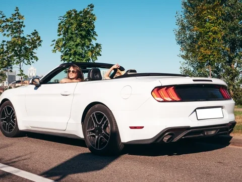 Горный драйв: на кабриолете Ford Mustang по Сочи и курортам Красной Поляны