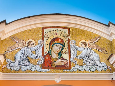 Чудотворные святыни Петербурга
