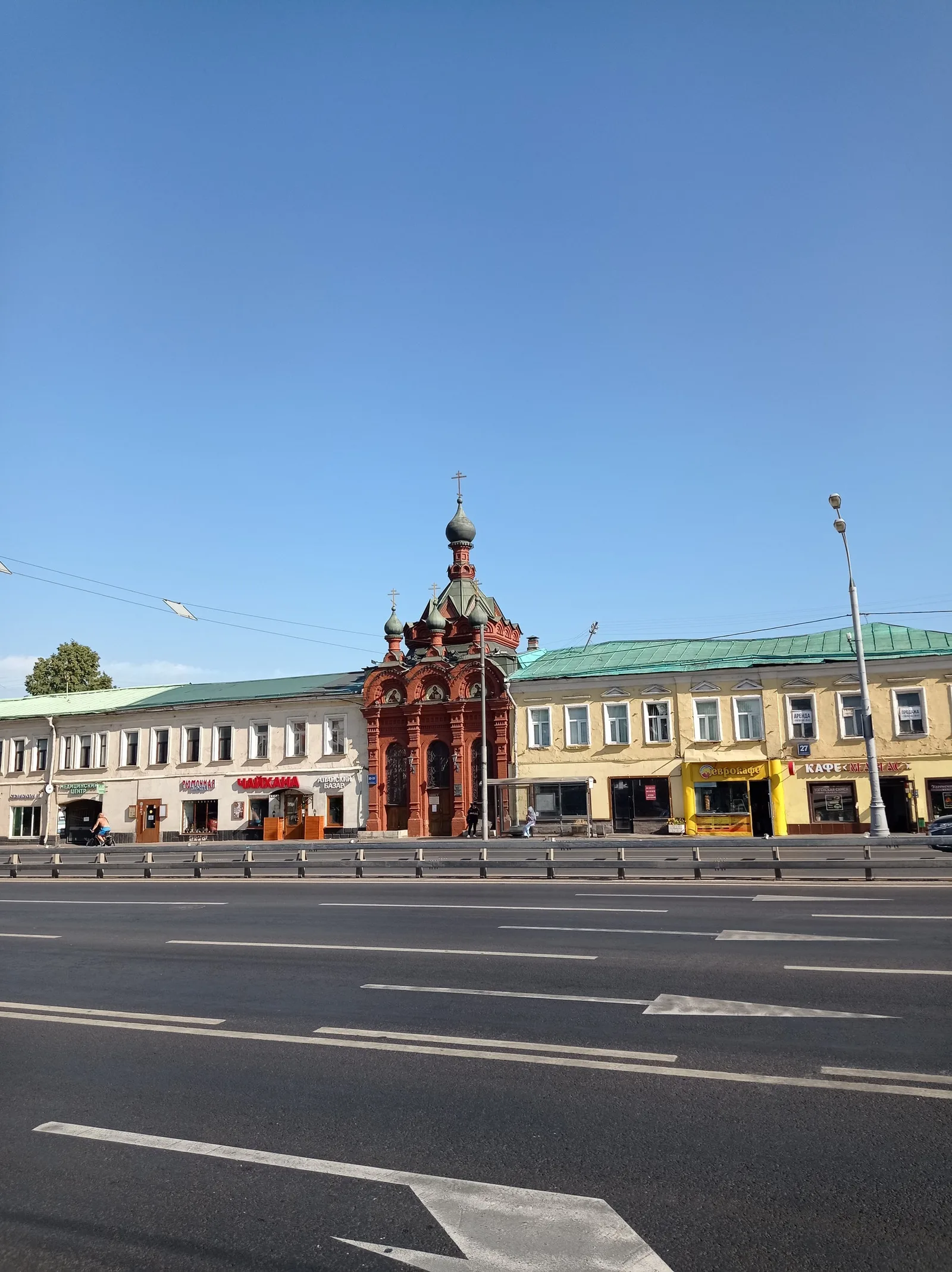 Полуоткрытые прелести Римской