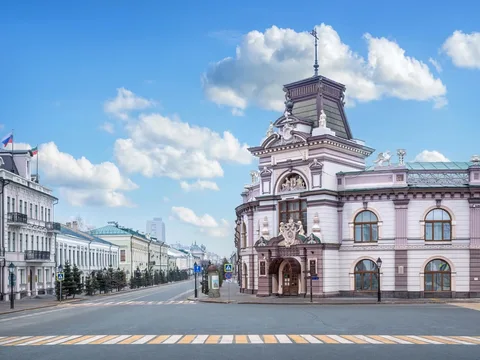 Кремлёвская, или Невский проспект в миниатюре