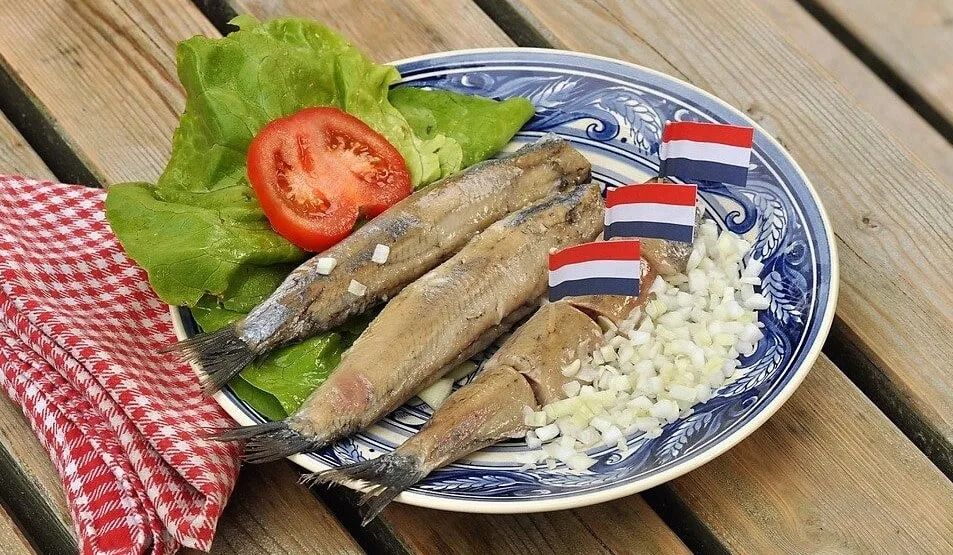 Открыть существование нидерландской кухни!