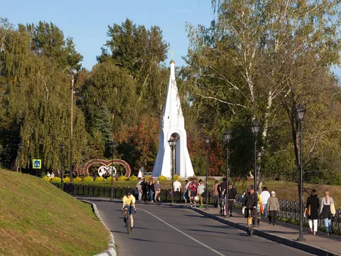 Тысячерублёвый Ярославль и его старинные слободы на автобусе