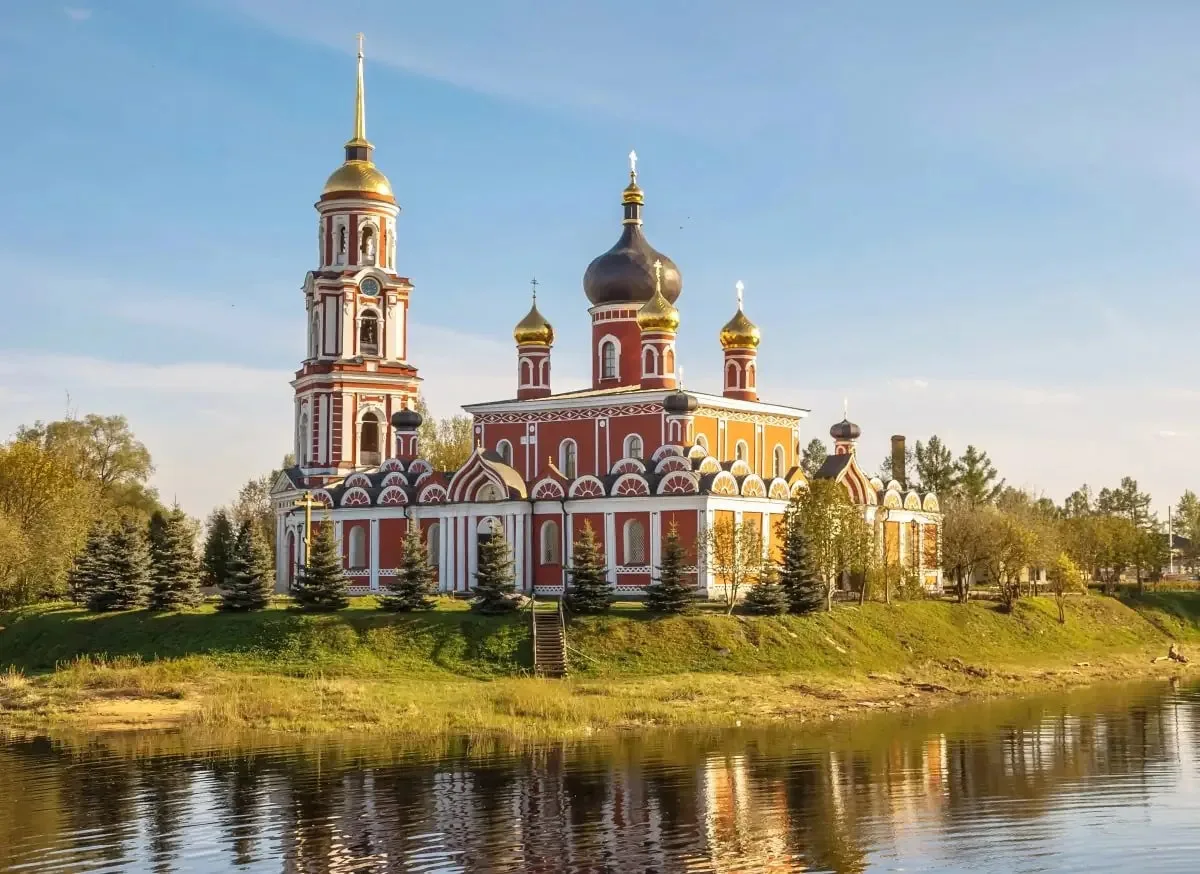 Яркие выходные: Великий Новгород и Старая Русса (2 дня)