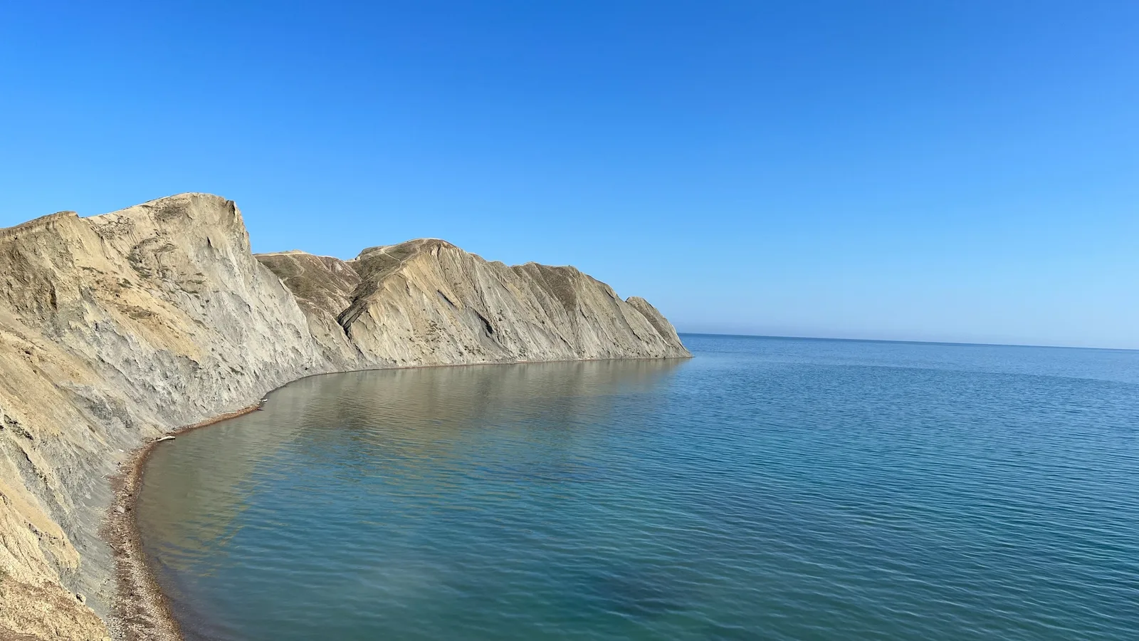 К вулкану Кара-Даг по холмам и степям из Алупки