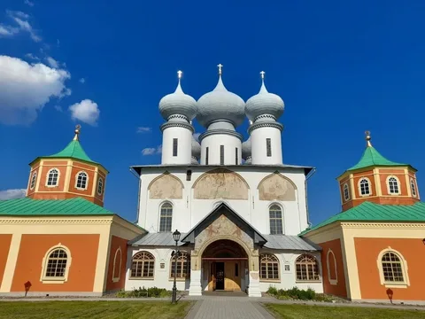 Тихвинский Богородичный Успенский мужской монастырь