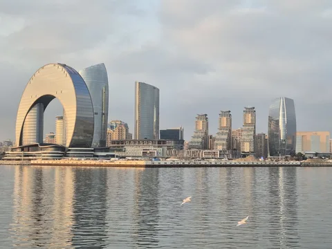 Романтичный Баку на водной прогулке по Каспийскому морю