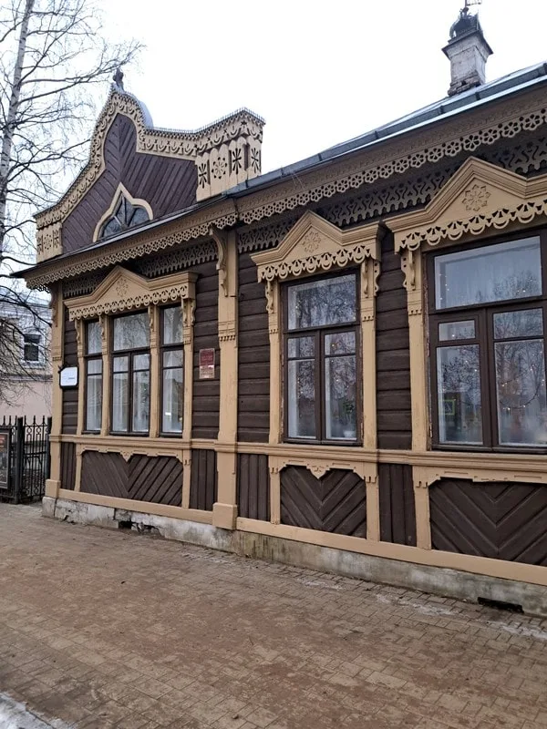 Углич купеческий. Углич мещанский
