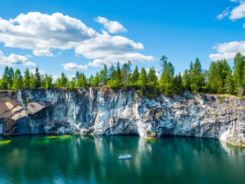 Рускеала — мраморное сердце Карелии