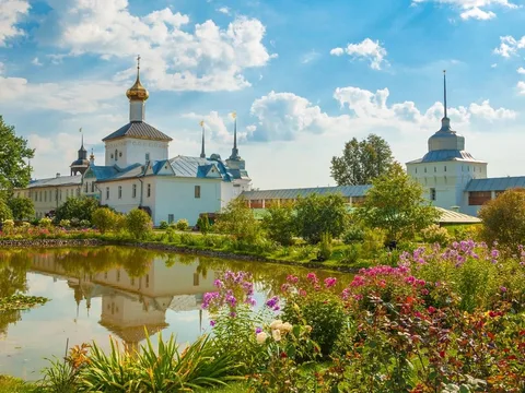 Из Ярославля — в старинный Толгский монастырь