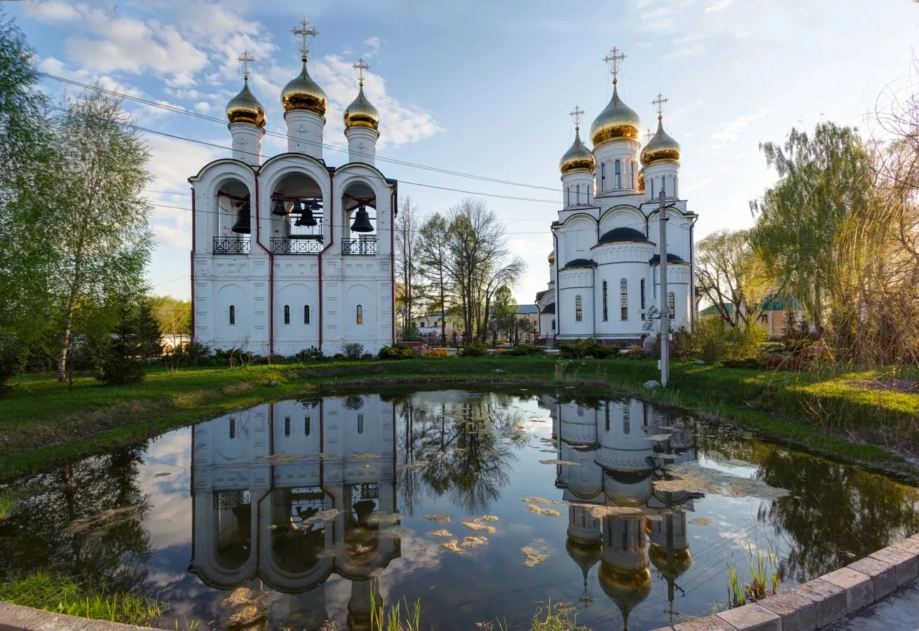 По святым местам Николая Чудотворца — из Москвы