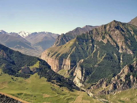 Кавказская жемчужина: манящая Кабарда и чарующая Балкария